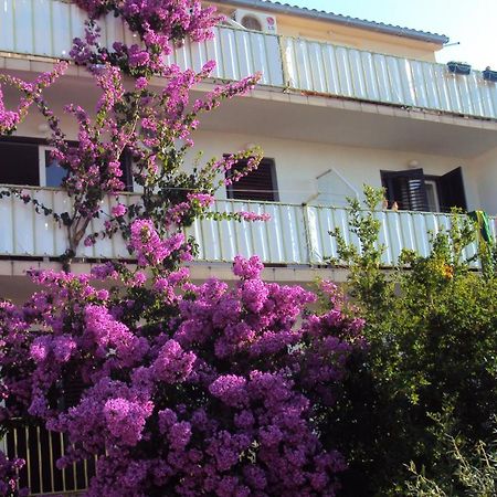 Apartments Green & Orange Hvar Town Bagian luar foto