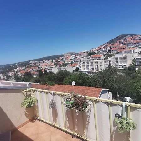 Apartments Green & Orange Hvar Town Bagian luar foto