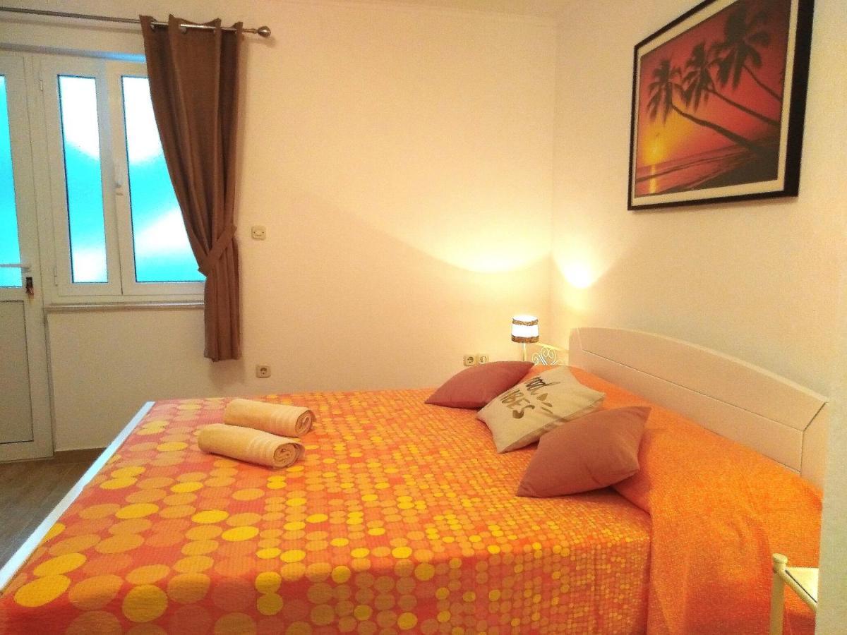 Apartments Green & Orange Hvar Town Bagian luar foto