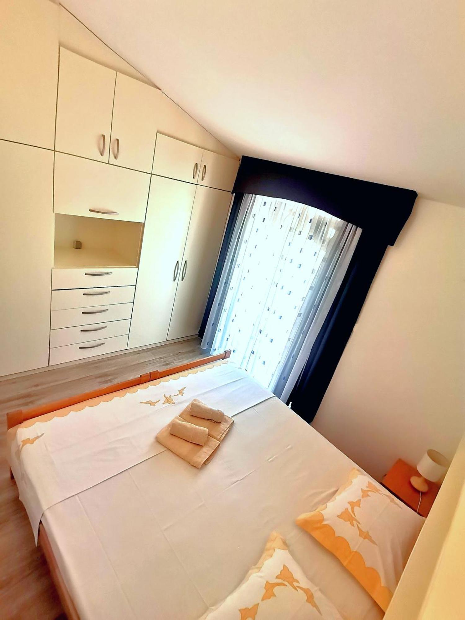 Apartments Green & Orange Hvar Town Bagian luar foto