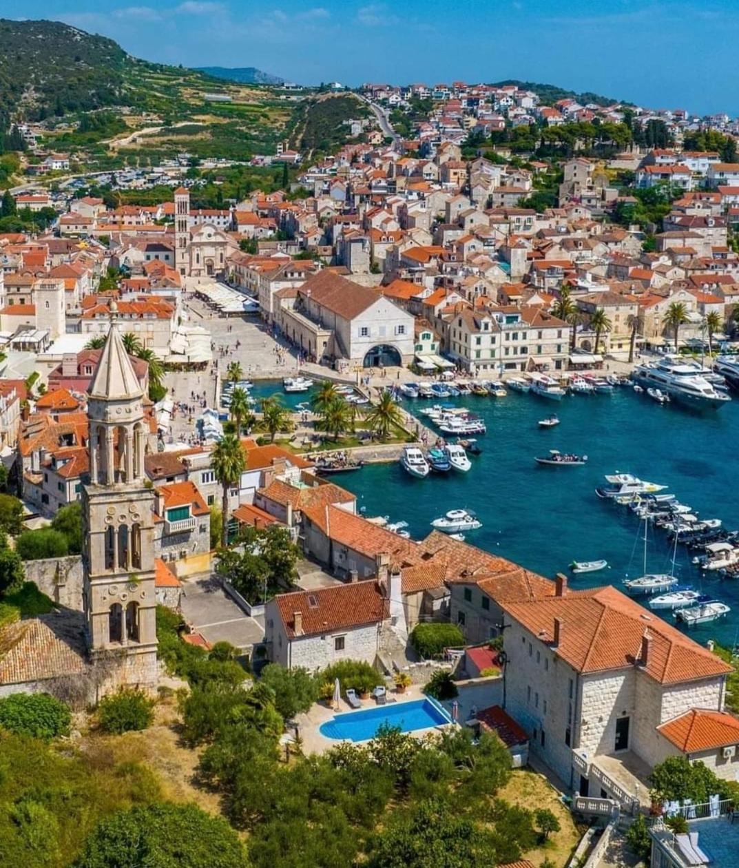 Apartments Green & Orange Hvar Town Bagian luar foto