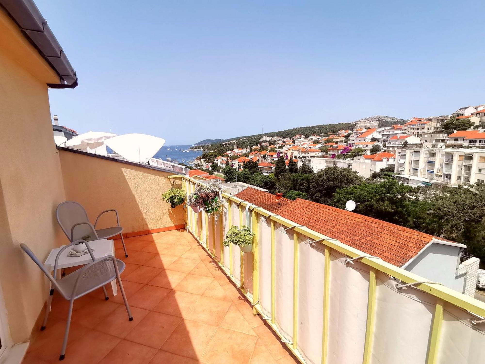 Apartments Green & Orange Hvar Town Bagian luar foto